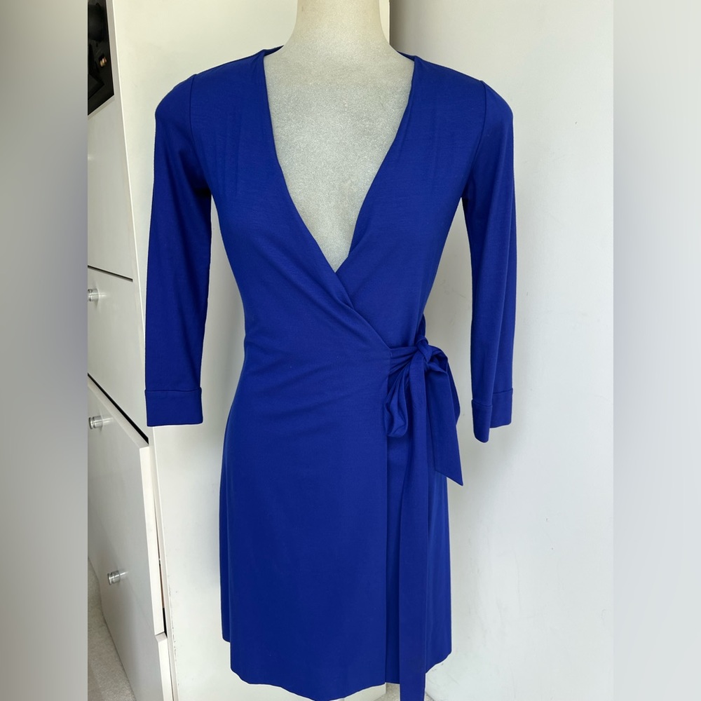 DVF Diane Von Furstenberg Julian Blue Two Mini Jersey Wrap Dress Size 0